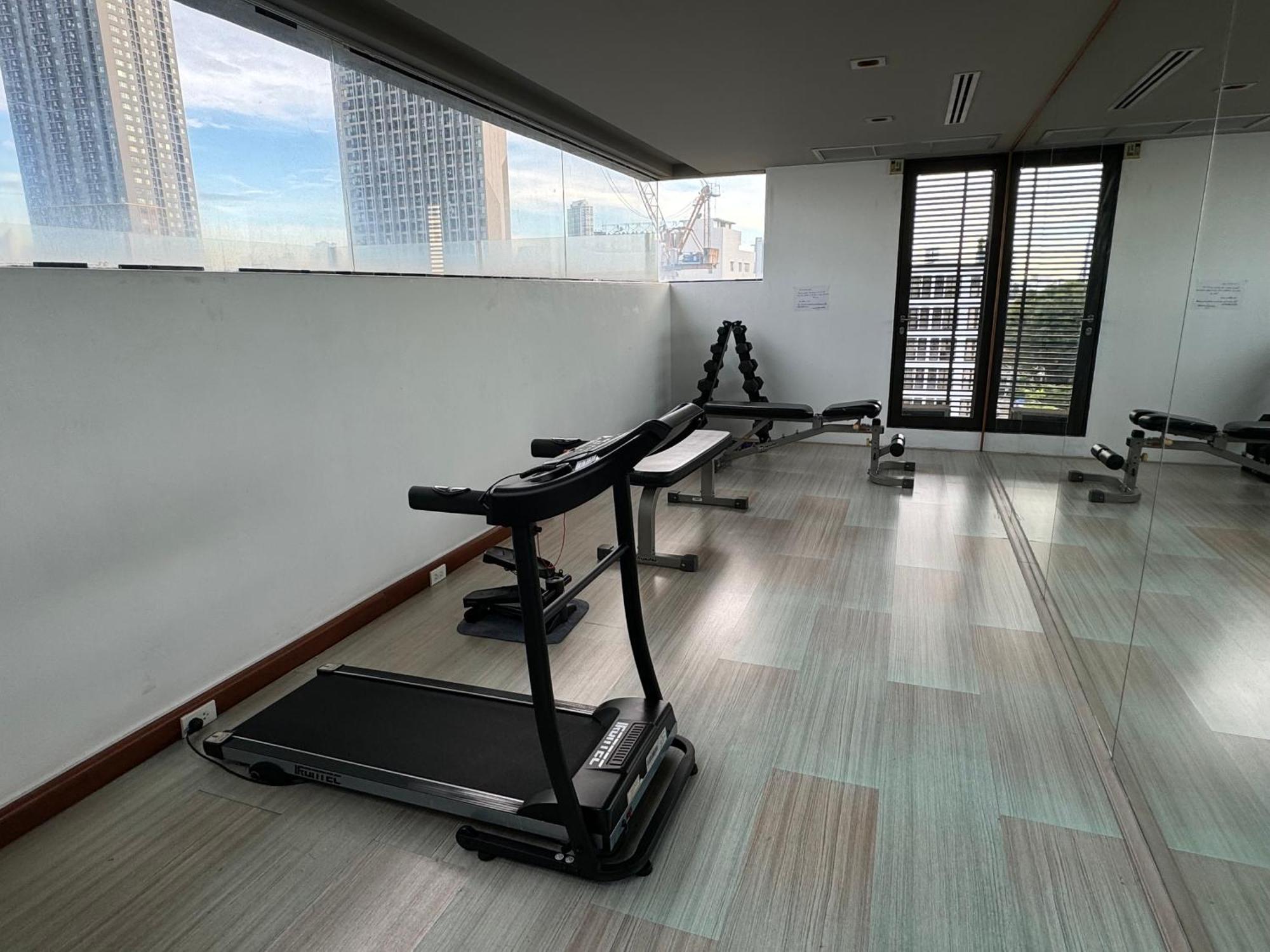 W8 Condo, Top Floor Luxe 3 Bedroom Penthouse, Hip Central Bangkok Area, 5 Mins From Thonglo Bts Station بانكوك المظهر الخارجي الصورة